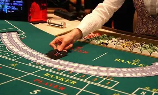 Bangladesh user accessing Pragmatic Live Casino through mobile device interface